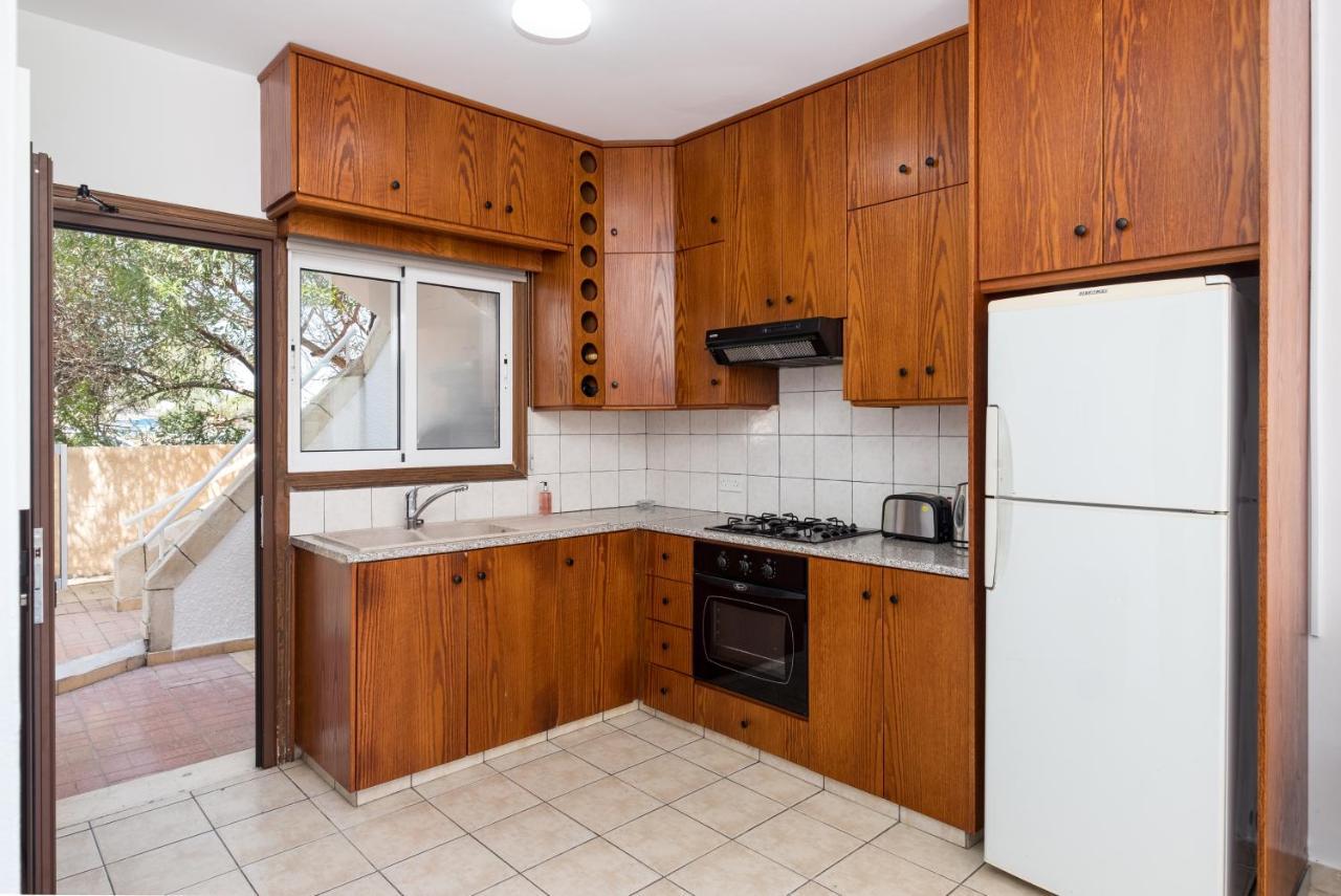 Pebble Beach Apartment Ворокліні Екстер'єр фото