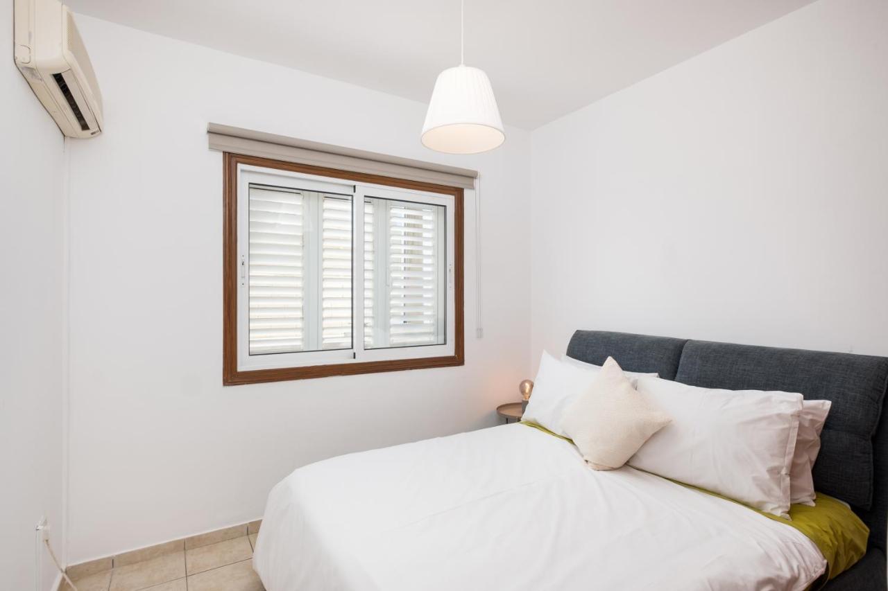 Pebble Beach Apartment Ворокліні Екстер'єр фото