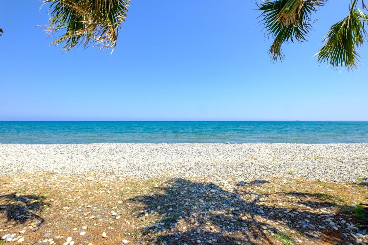 Pebble Beach Apartment Ворокліні Екстер'єр фото