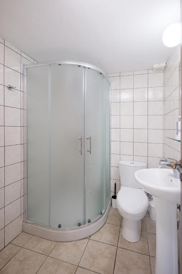 Pebble Beach Apartment Ворокліні Екстер'єр фото